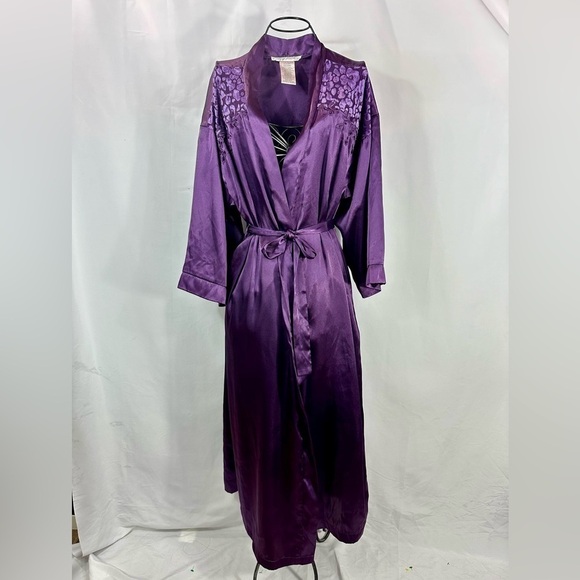 Vintage Lucy Pereda silky deep purple robe size M - Picture 1 of 14